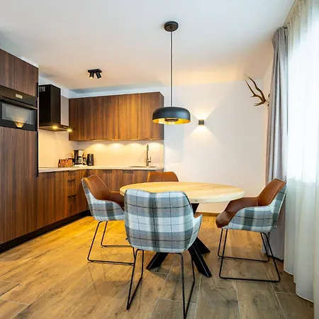 Alpenzauber By Monteviva Aparthotel *